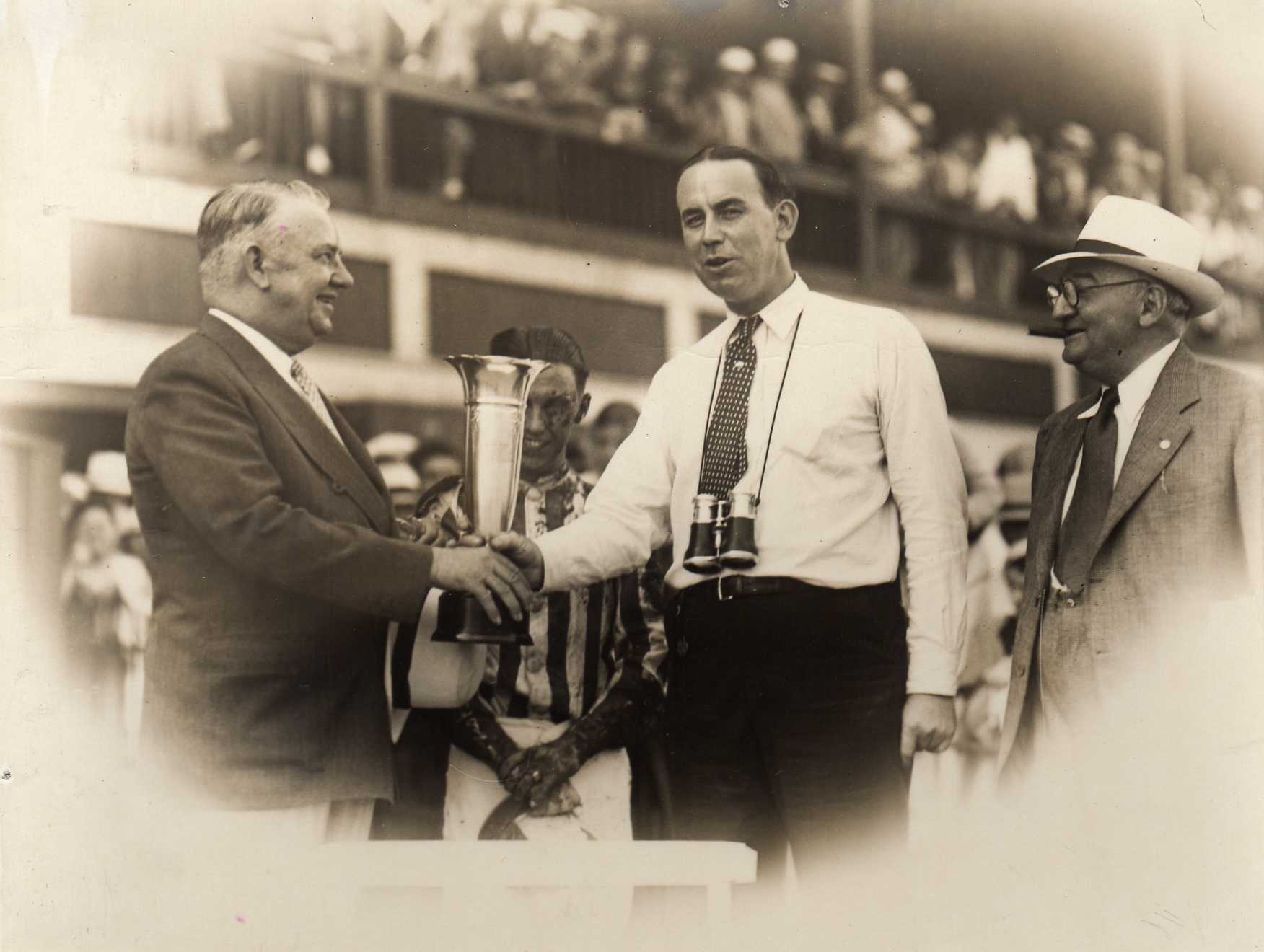 64 Tom Young Fiji 1954821